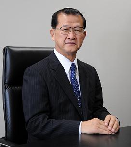 機構長　平野眞一